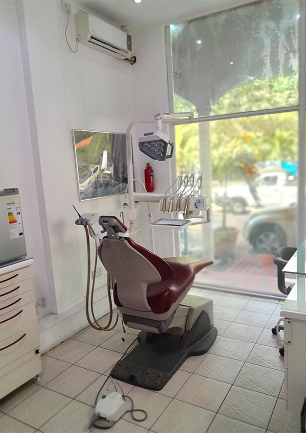 italdent-dental-clinic-seychelles-home-sec1-img